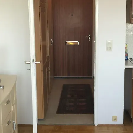 Ruhiges Mit Balkon - #116653